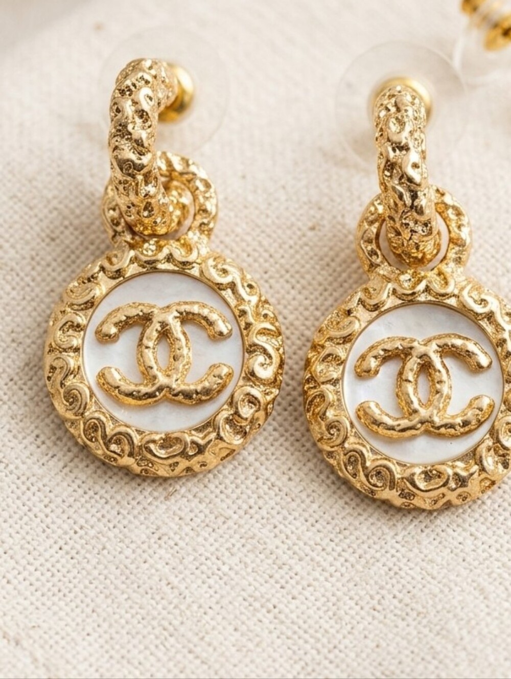 Modern Lux Fashion Gold and White Filigree Drop Earrings